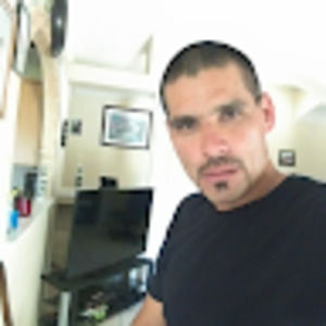 Meet your Posher, Cornelio